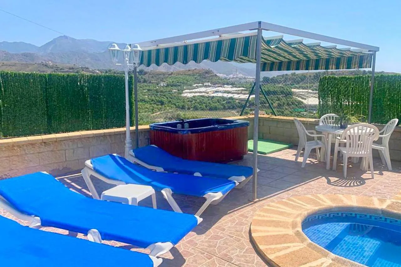Villa Angeles Malaga 0*,